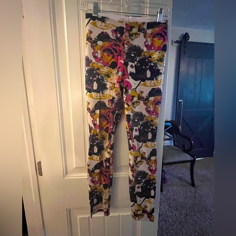 Lysse Floral Print Leggings, size Med